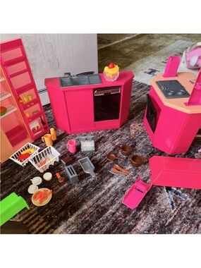 1986 Vintage Barbie Toy Kitchen Playset
